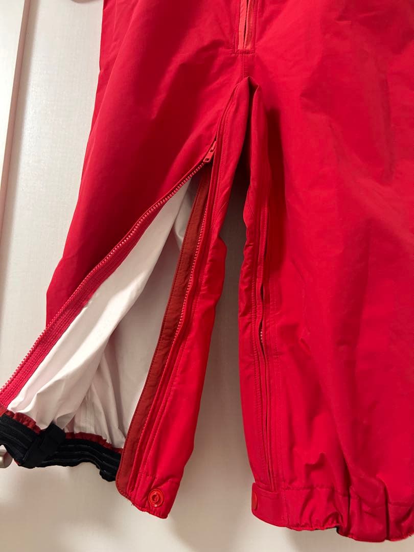 【新品未使用】 mont-bell 子ども用スノーウェア100