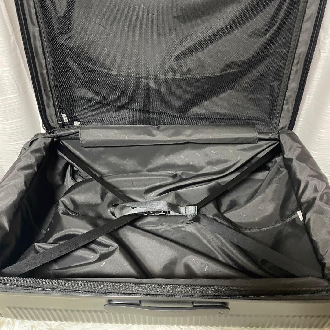 ⭐️未使用⭐️ ace.　キャリーケース　サイレントキャスター　ポリカーボネイト