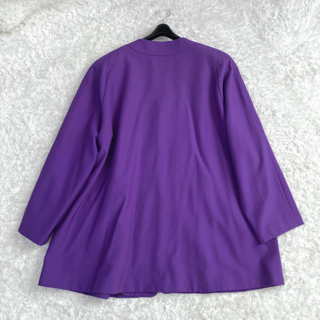 美品✨裏シルク100% レオナール ノーカラーコート 金ボタン 花 トリム 紫