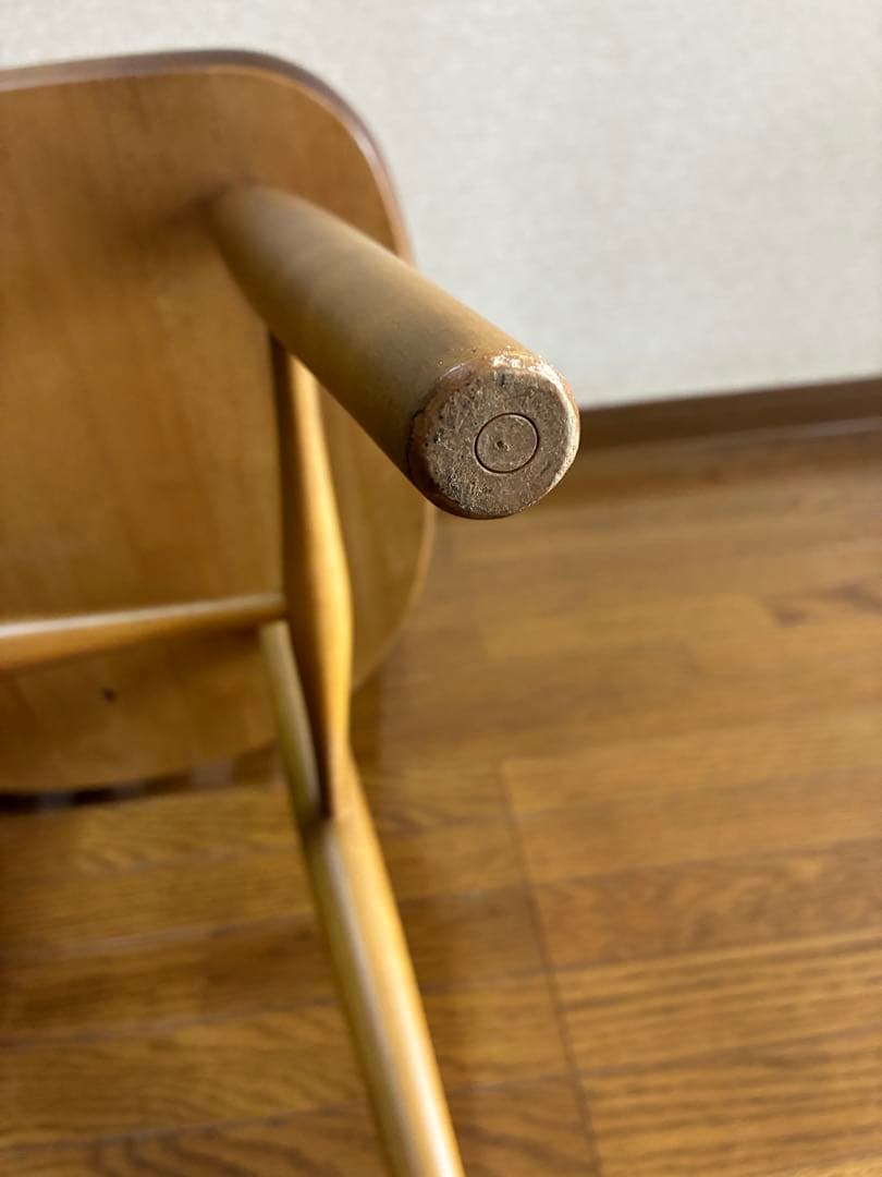 ②カリモク コロニアル ダイニングチェア 肘なし 回転なし　1脚