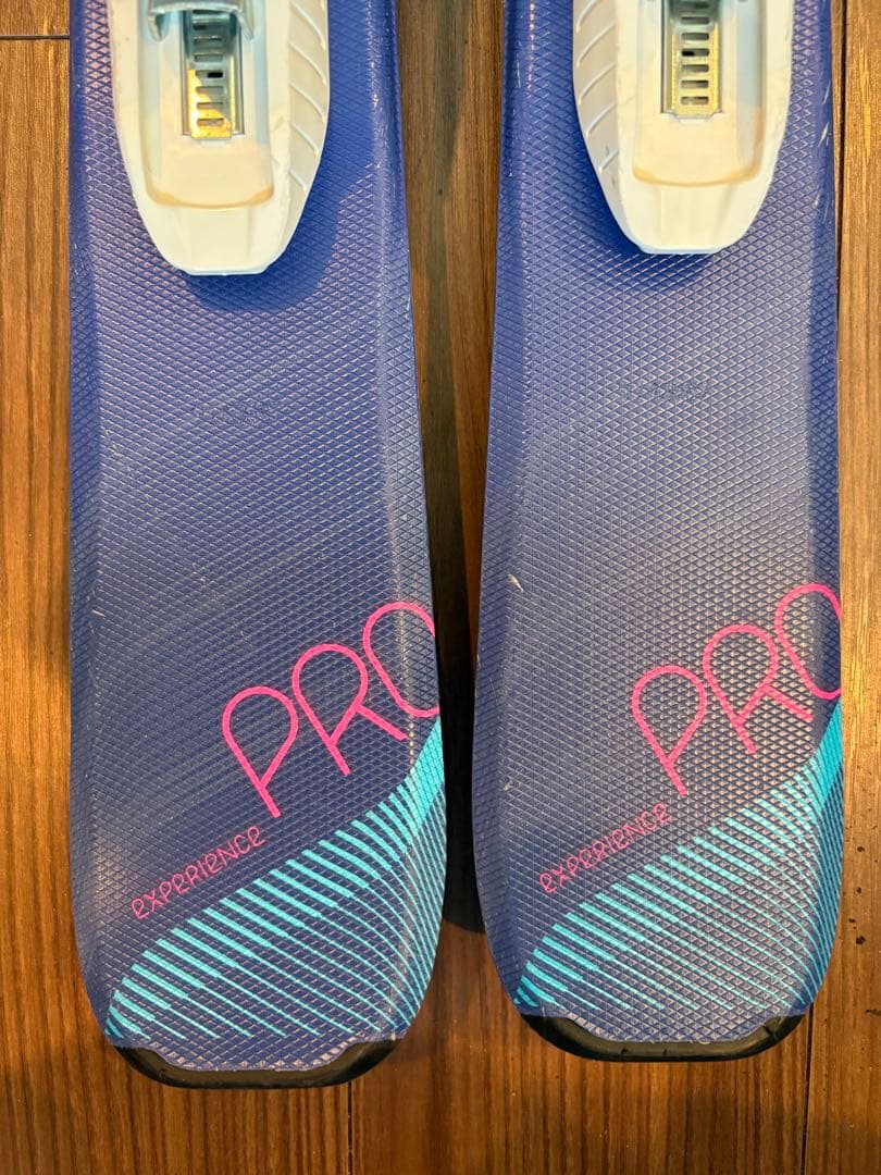 ROSSIGNOL 子供用 スキー板 104㎝ ストック付 送料込 ロシニョール