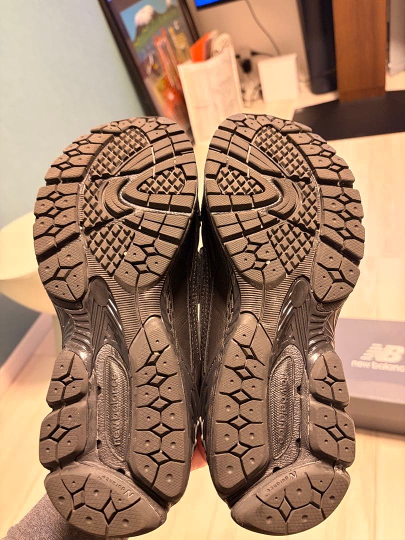 New Balance 1906L ブラックアンゴラ 27 国内正規品