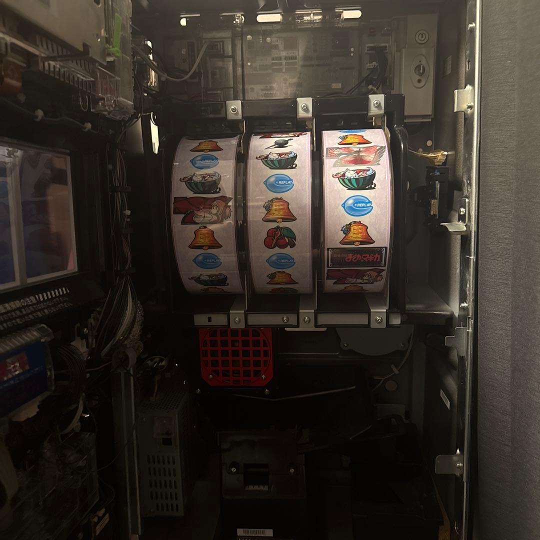 【送料無料】パチスロ　初代まどか☆マギカ　不要機付