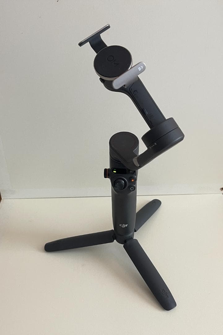 DJI Osmo Mobile 6 スマートフォンスタビライザー【美品】