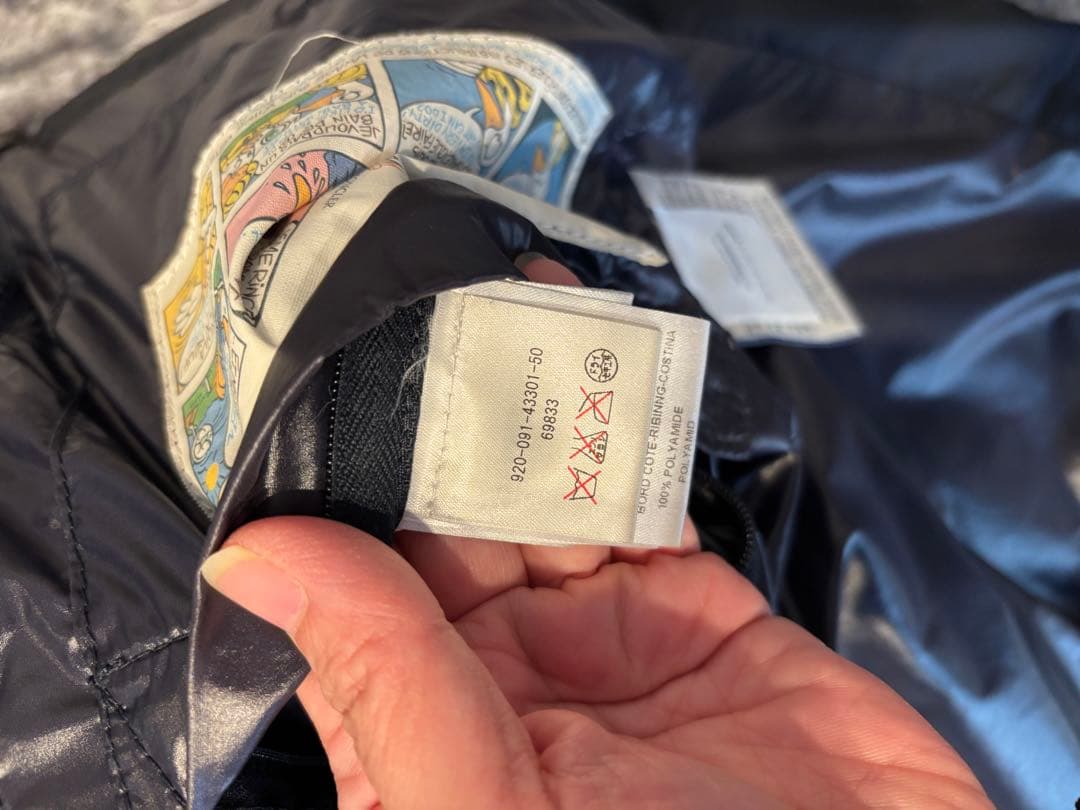 モンクレール ダウンベスト