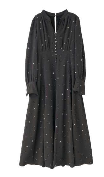 新作新品　ココディール 星柄刺繍 フレアワンピース　サイズ2