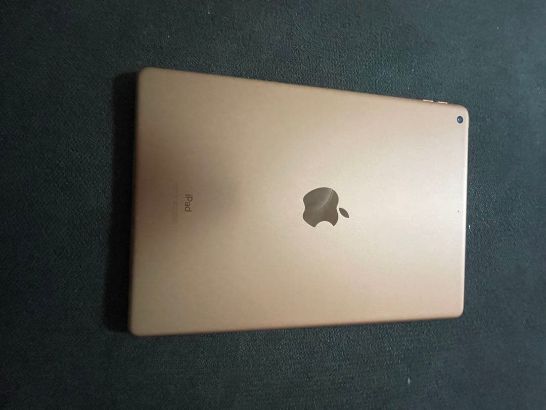 T*u様 ipad 7世代　32GB WIFIモデル　美品　完動品