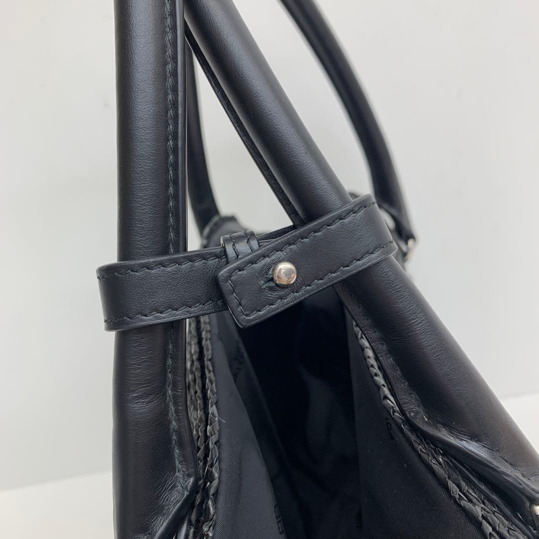 バレンシアガ ビーチバッグ ブラック 黒 かごバッグ 24082631