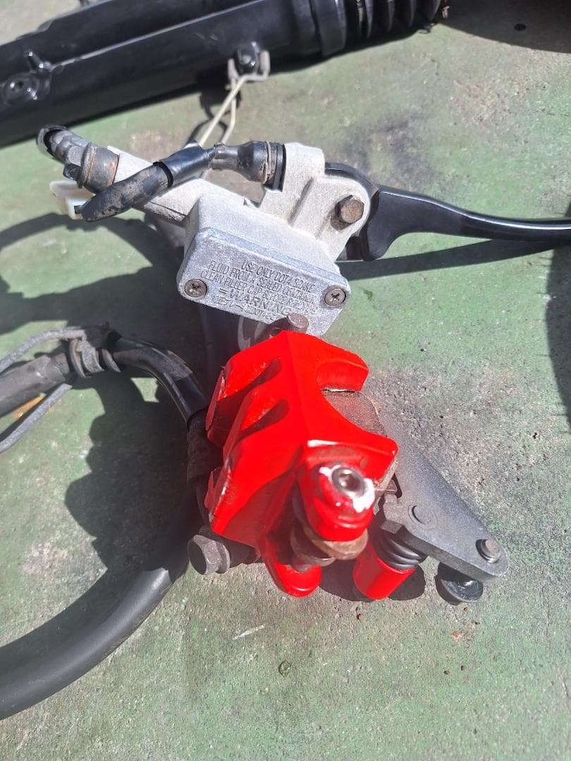 ジョグZR SA39 ホイール フォーク ブレーキマスター.キャリパー