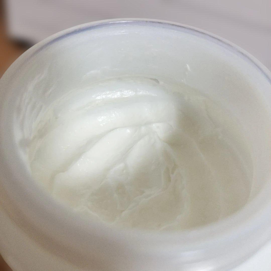 LA MER モイスチャライジング クリーム　60ml