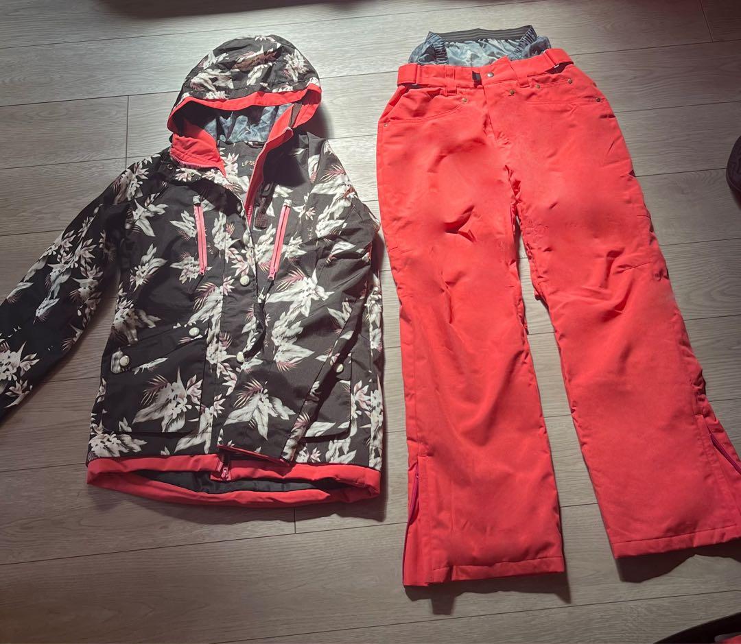 リップサービス　スノボウェア　S セットアップ　スノーウェア