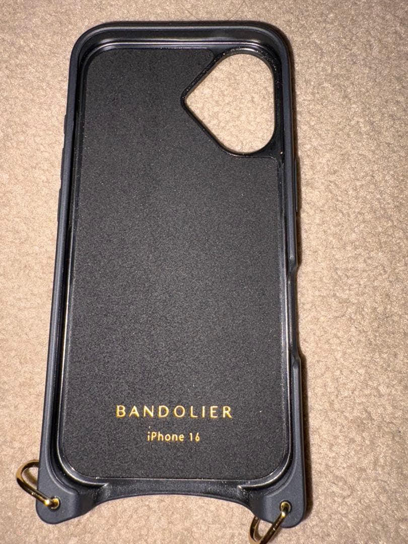 BANDOLIER iPhone 16 ケース 幾何学模様