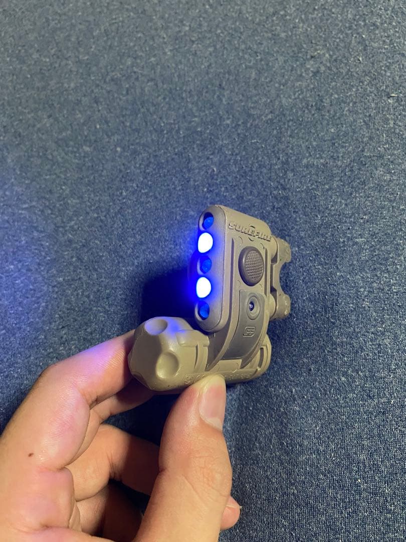 SureFire HL1-A 旧型マウント