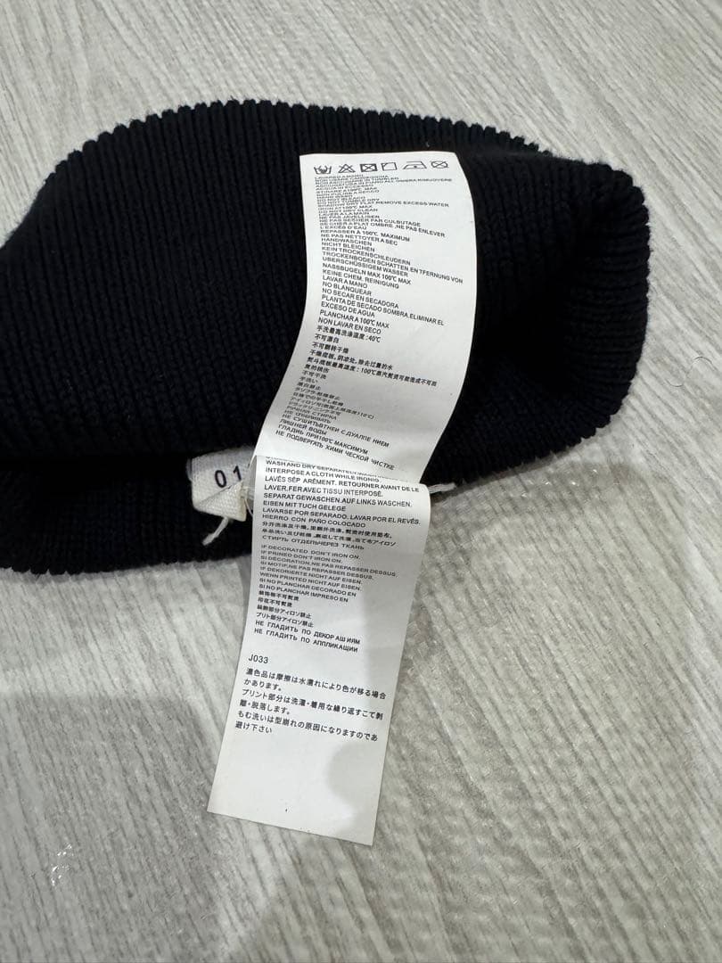 ララ 【状態◎送料込】Maison Margiela ニット帽　MM14