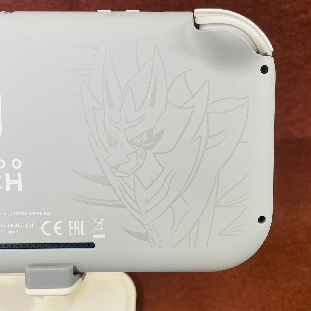 Nintendo Switch Lite ザシアン ザマゼンタ