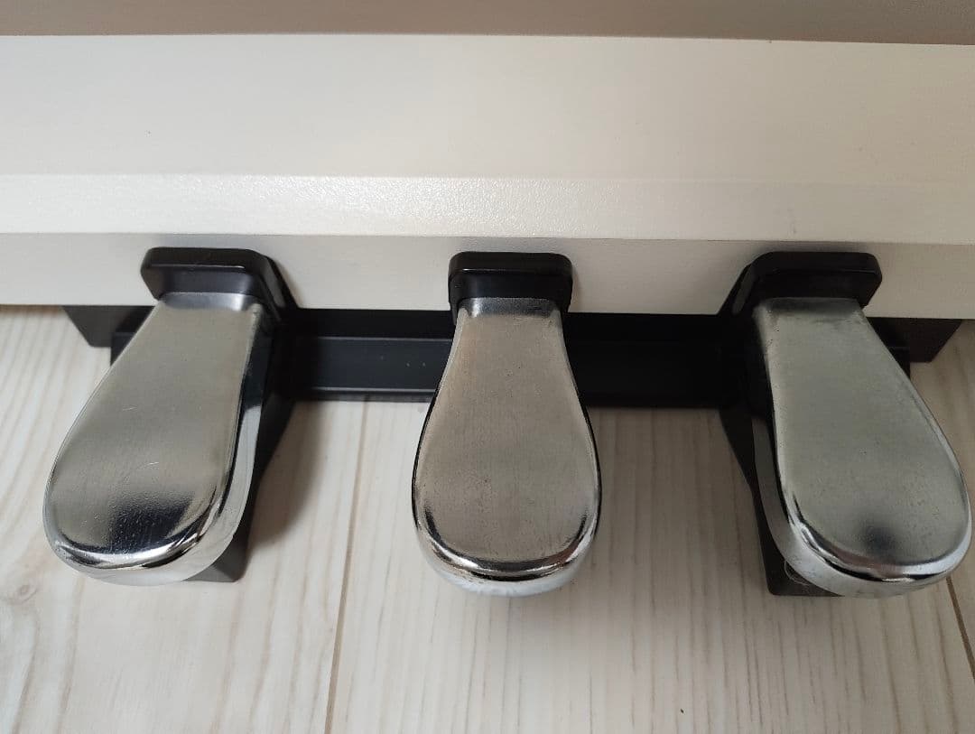 【ほぼ新品】CASIO 電子ピアノ Privia PX-770WE 88鍵