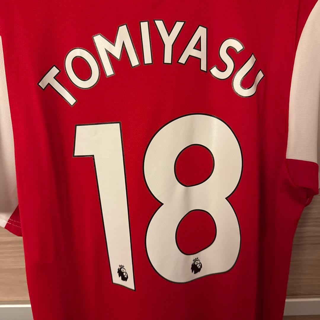 アーセナル 冨安 ユニホーム