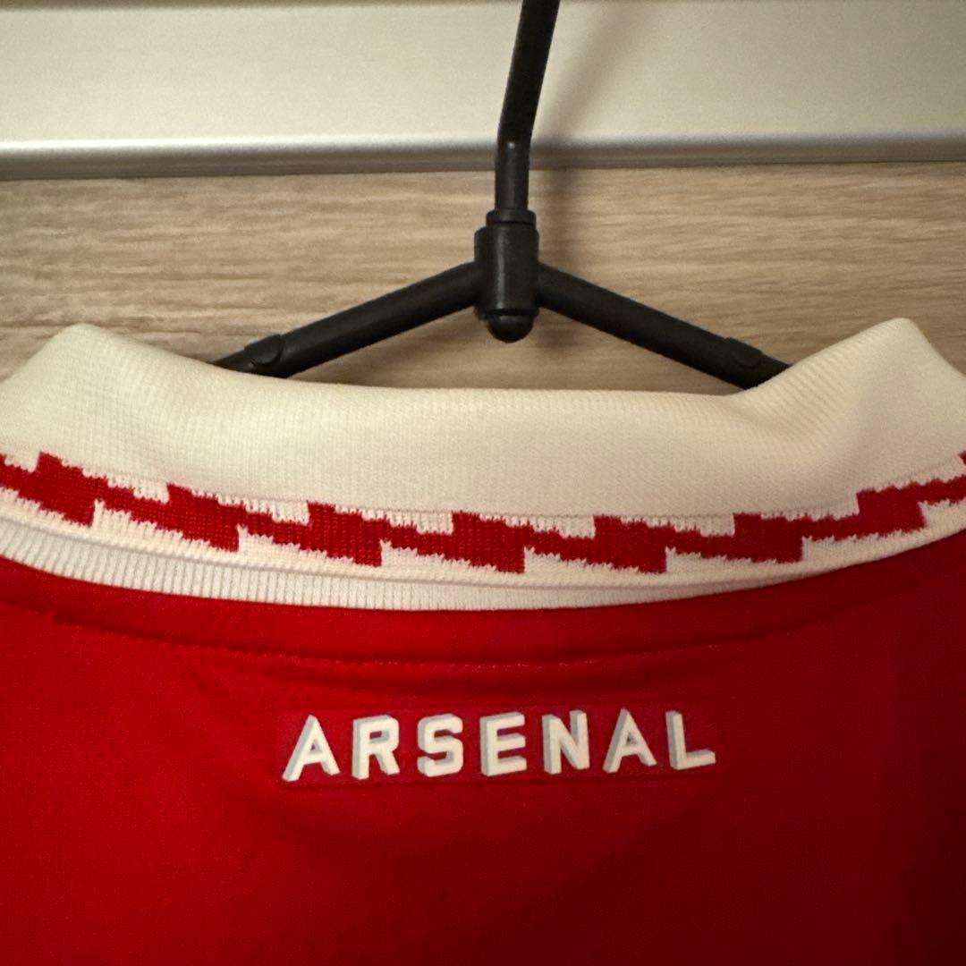 アーセナル 冨安 ユニホーム