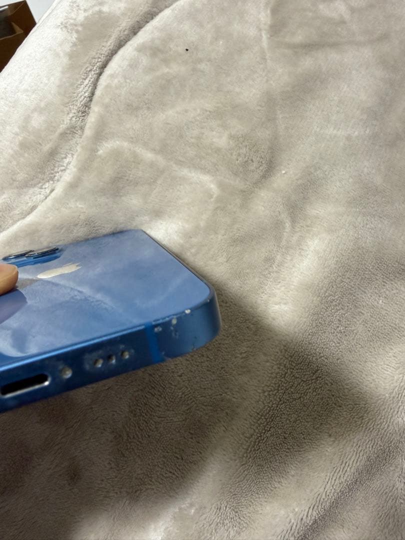 ふ*わ様 iPhone13 ブルー 充電コード イヤホン付き