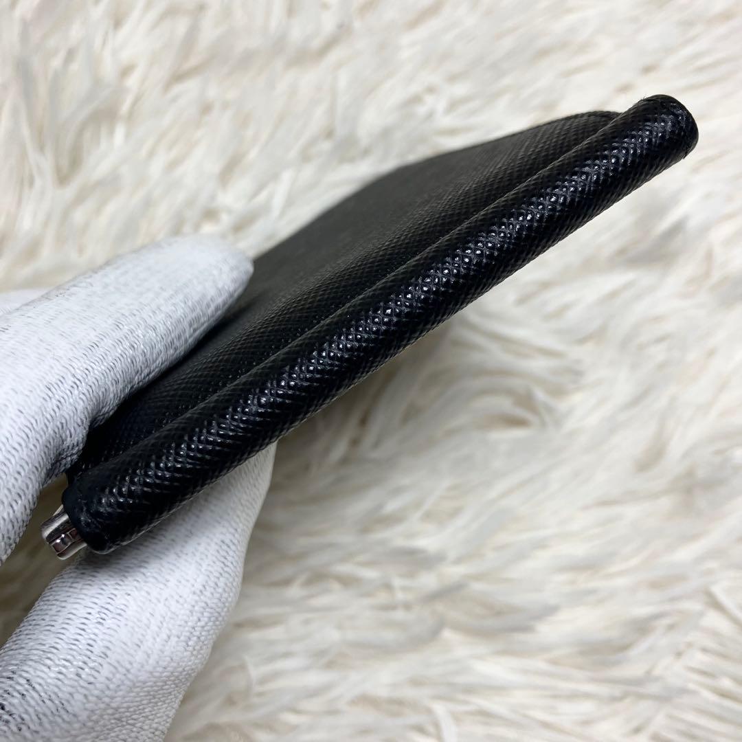 【新品同様】 PRADA マネークリップ サフィアーノ 三角プレート