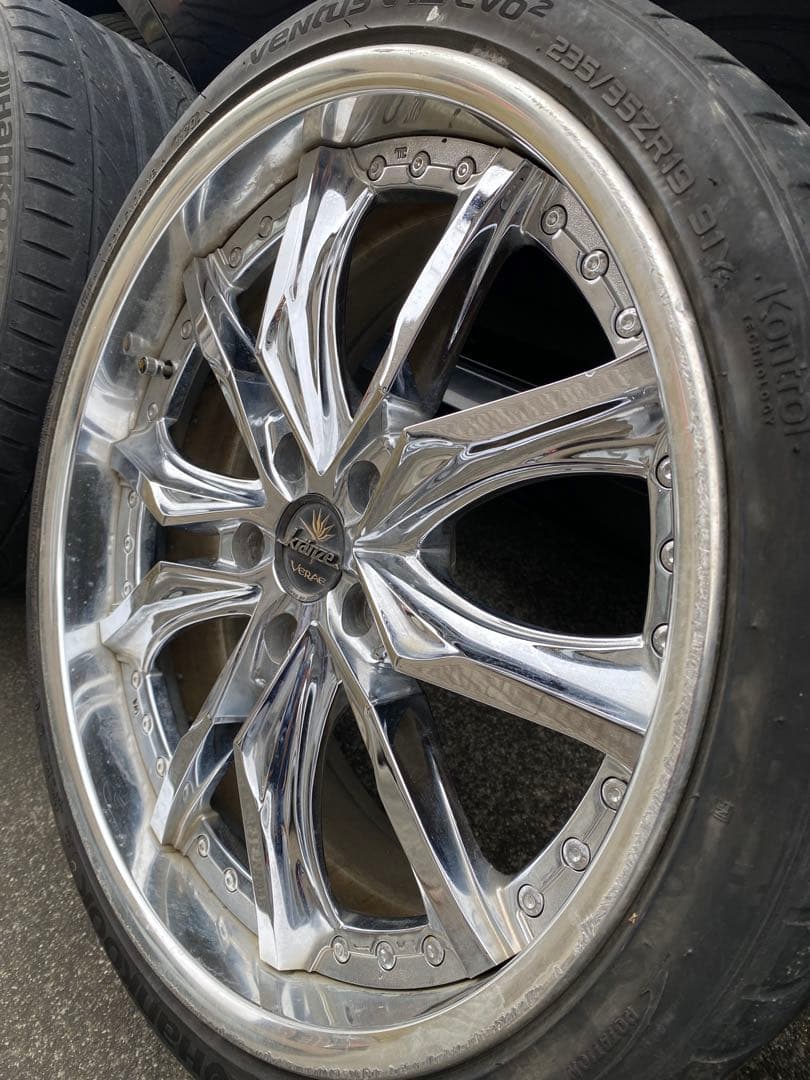 ホイール　クラウン　ウェッズ クレンツェ ヴェラーエ 　19インチ114.3