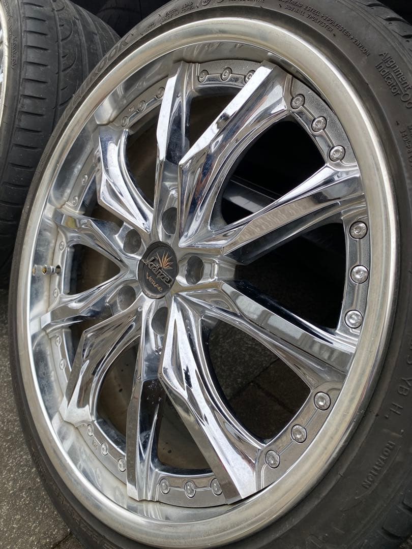 ホイール　クラウン　ウェッズ クレンツェ ヴェラーエ 　19インチ114.3