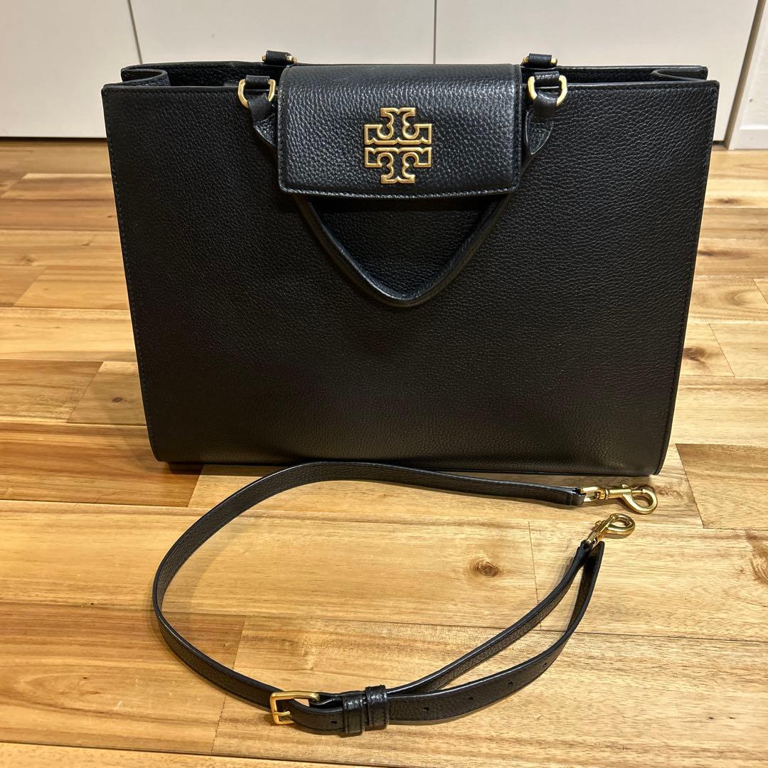 トリーバーチのブリテンコレクション 2way 黒 レザービジネスバッグ