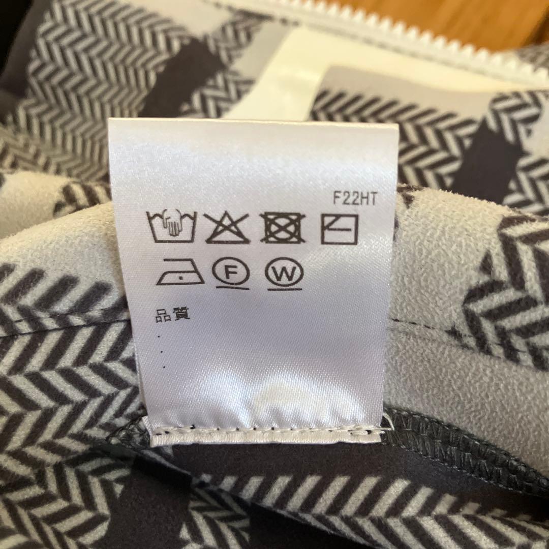 レディースウェア gura