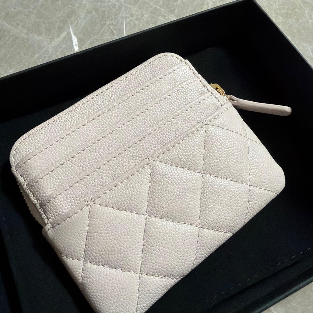 CHANEL 2025 ピンク ケース