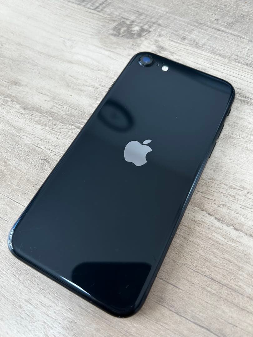 iPhoneSE2 本体　128G