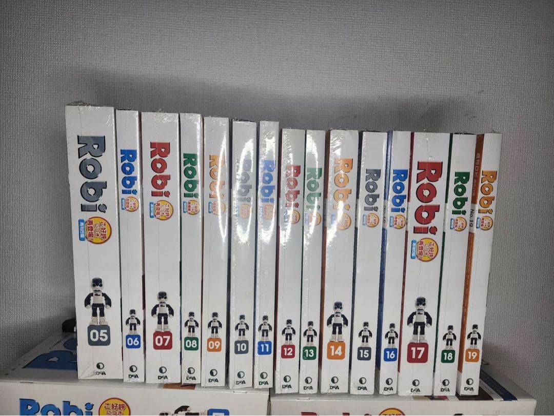 週刊 Robi (ロビ) 再刊行版 全70巻 [雑誌]