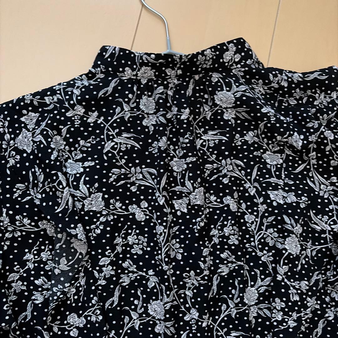 HUG O WAR リバティプリントマロリーフリルワンピース　サイズ1 ブラック