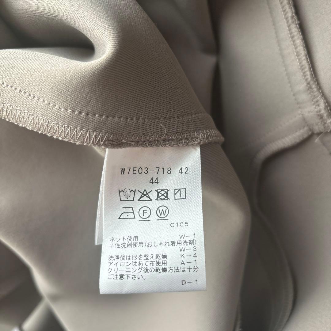 トゥービーシック44サイズ　フリルジレ　コート