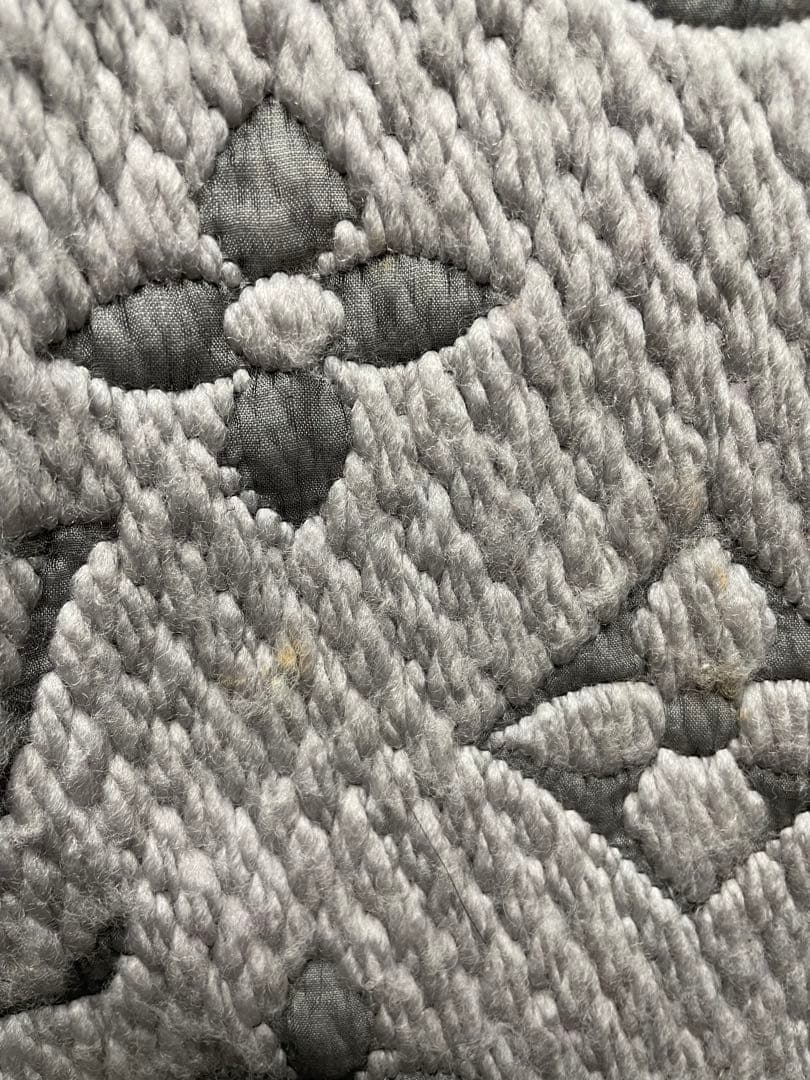 Louis Vuitton エシャルプロゴマニア グレー