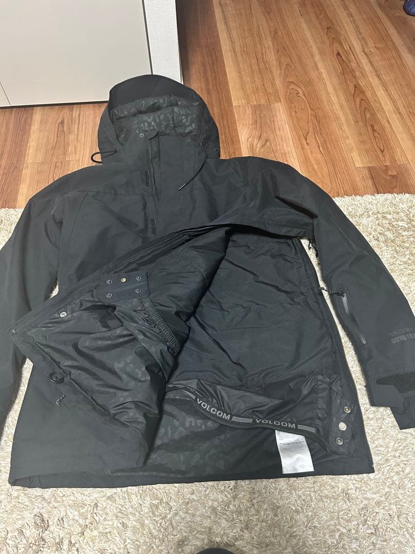 VOLCOM ボルコム　 GORE-TEX レディース　Lサイズ
