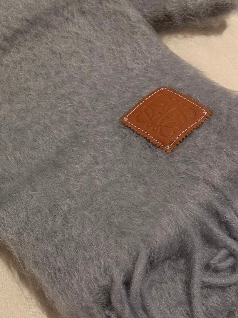 LOEWE マフラー　新品未使用