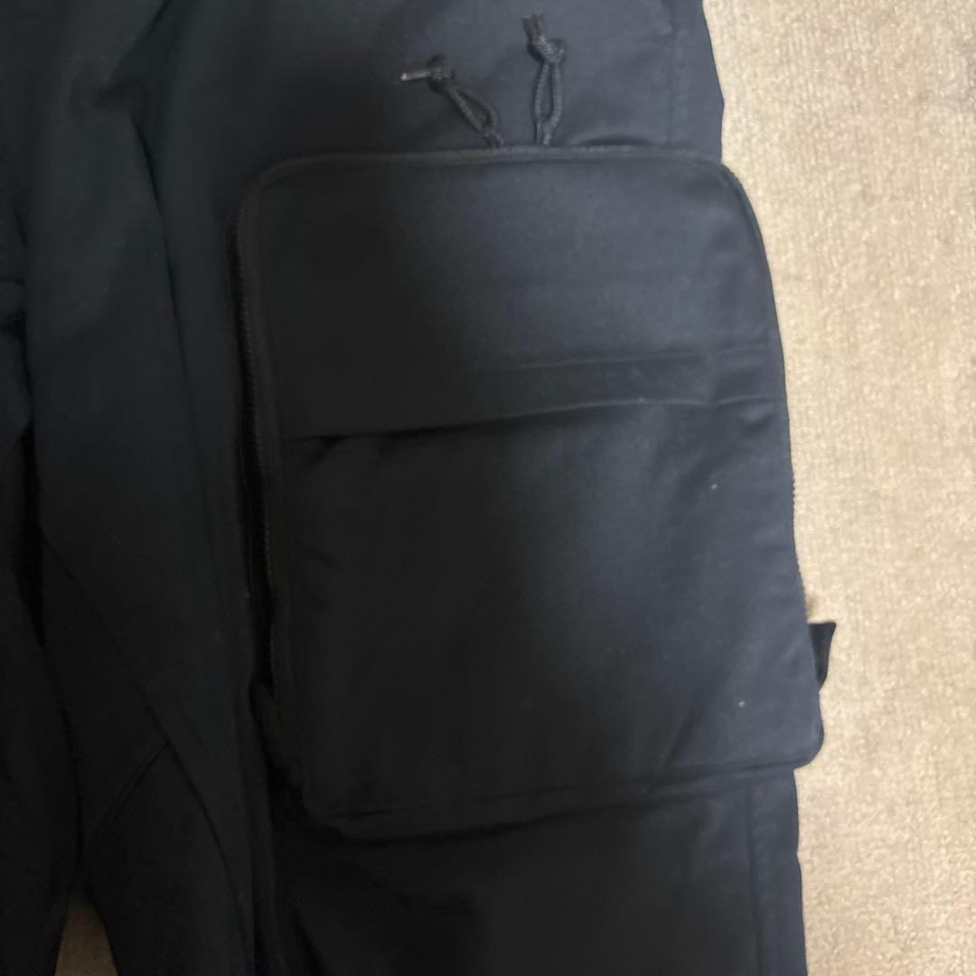 美品一回着用　ACG NIKE カーゴパンツ　ブラック　L