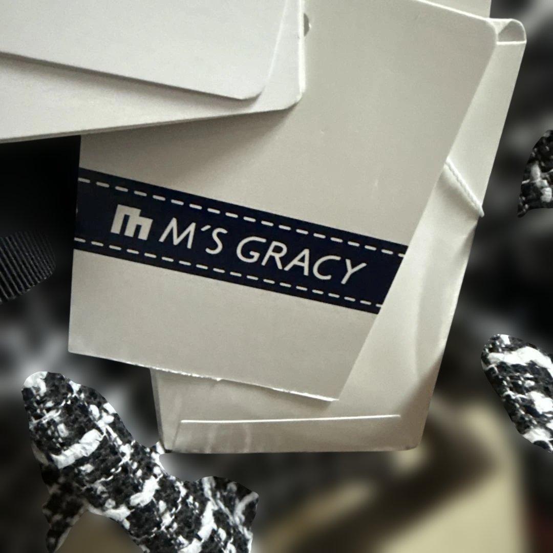 エムズグレイシー・素敵なジャケットコサージュ付き（タグ付き未着用）