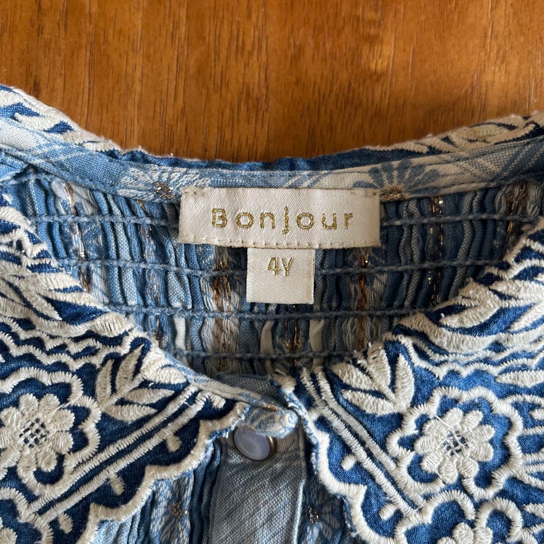 bonjour diary 刺繍花柄ワンピース　4y ヘアクリップ付き