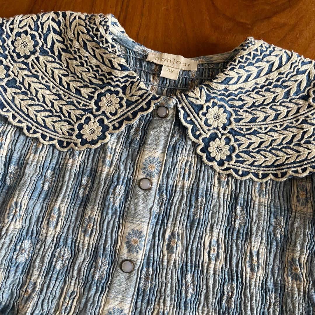 bonjour diary 刺繍花柄ワンピース　4y ヘアクリップ付き