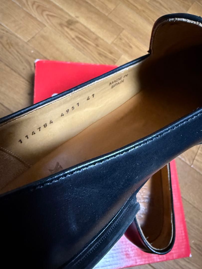 Berwick 黒 レザー ローファー タッセル　サイズ41