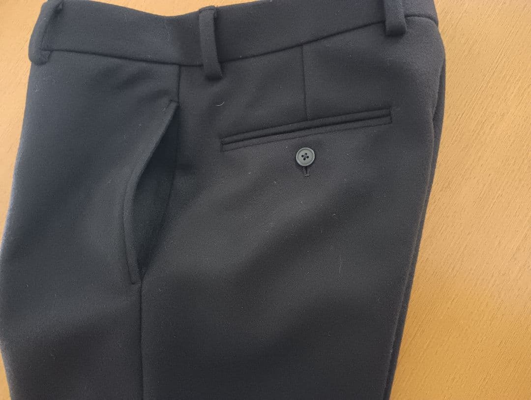 【最終値下げ】COMOLIライトメルトンパイプドステムパンツ　サイズ1