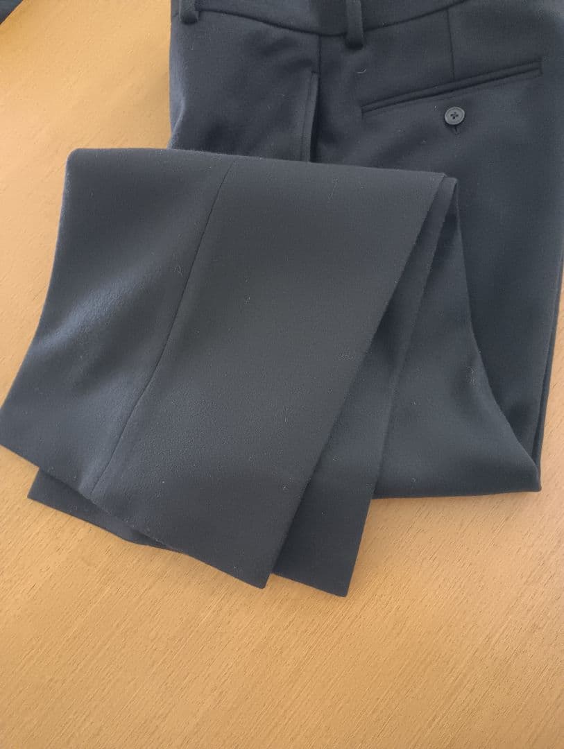 【最終値下げ】COMOLIライトメルトンパイプドステムパンツ　サイズ1