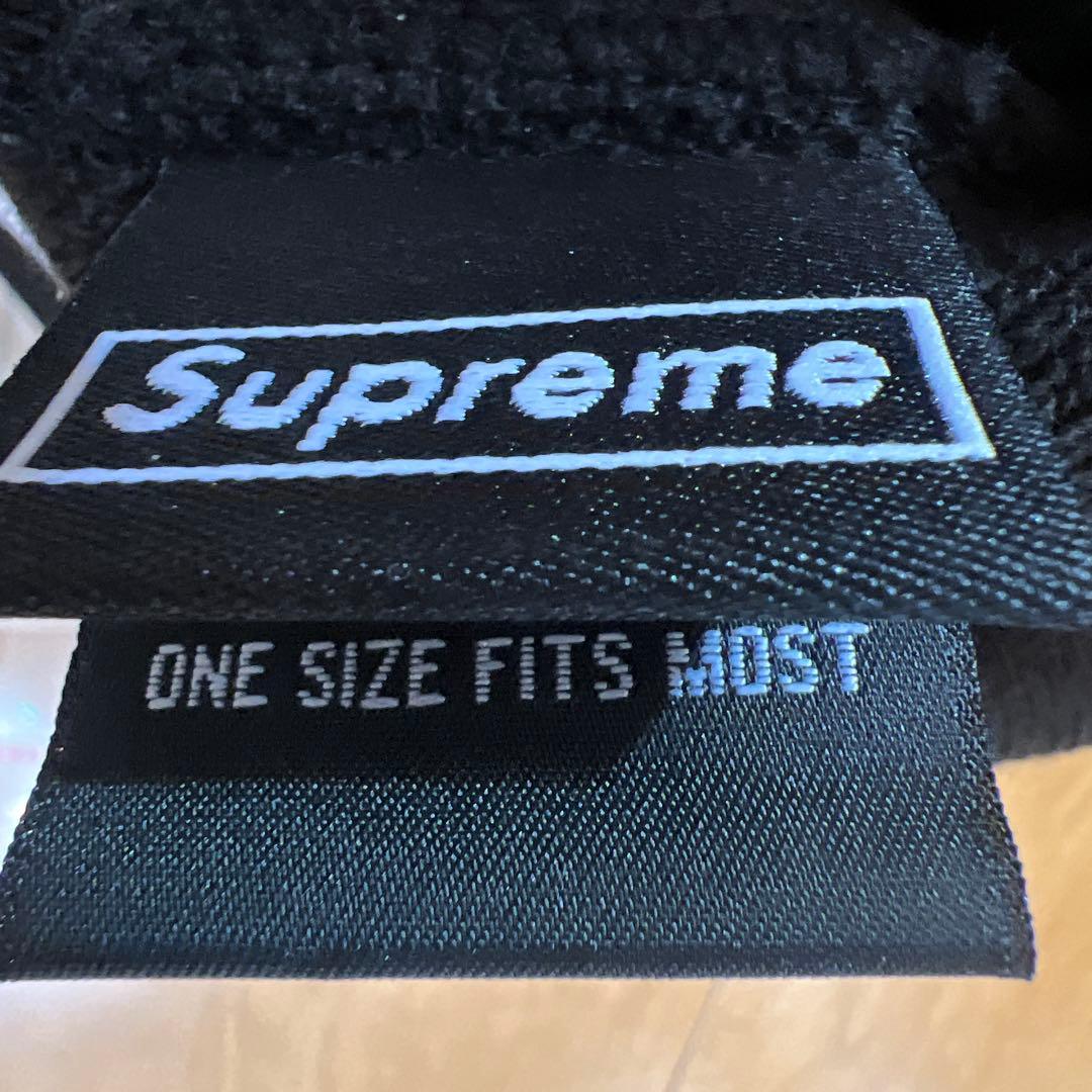 たかし Supreme × New Era® Blackletter Be