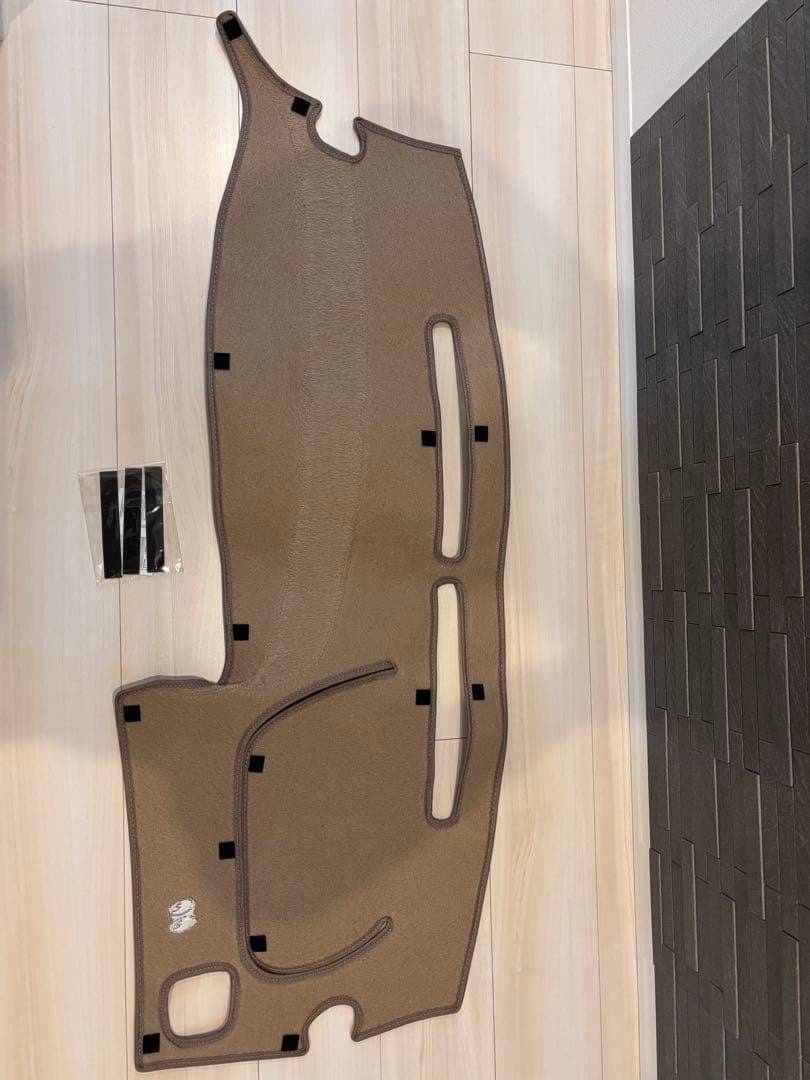 ※ゴミは捨てられないマッキー※ L700S ダッシュマット