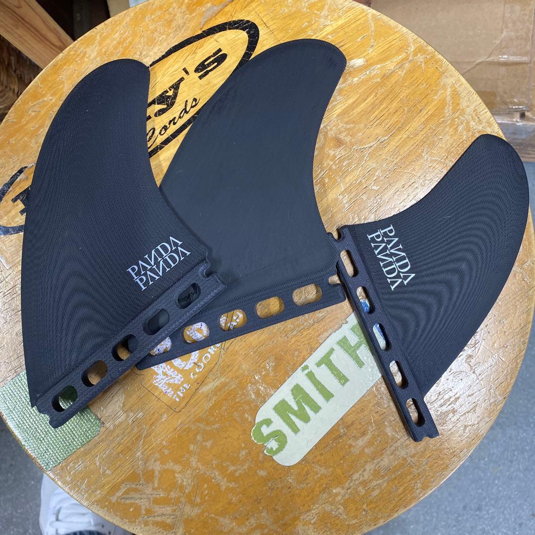 PANDA ツインザー　Futureサーフボードフィン 3枚セット ブラック