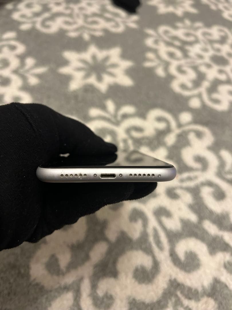 iPhoneXR SIMフリー　初期化済み　美品