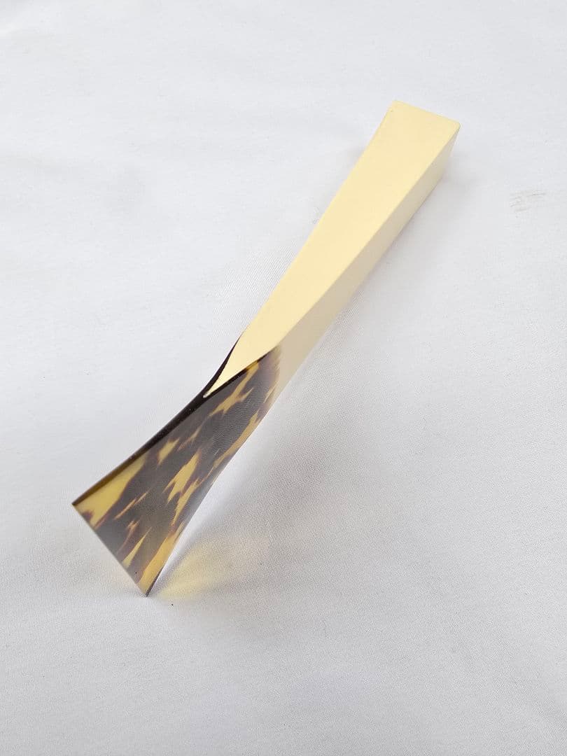 完全メンテナンス品　津軽三味線の鼈甲撥