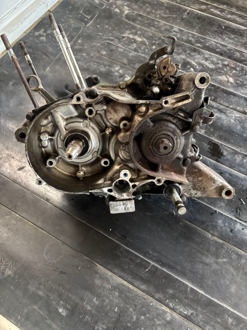 【ten69】 NS-1後期型エンジン腰下 (ジャンク)