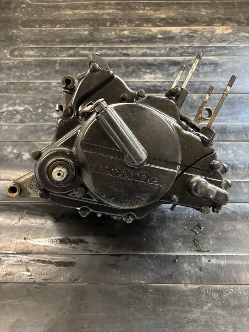 【ten69】 NS-1後期型エンジン腰下 (ジャンク)